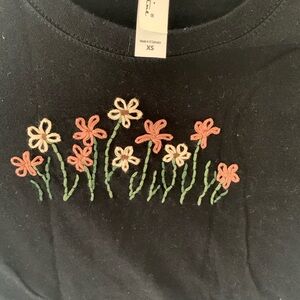 Cute hand and embroidered short crop top